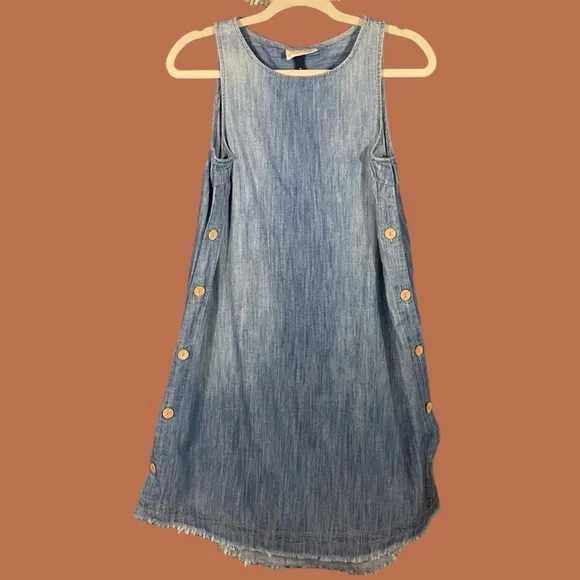 Universal Threads Women’s Chambray Denim Sleeveless Raw Hem Mini Dress Size XS - Picture 1 of 4